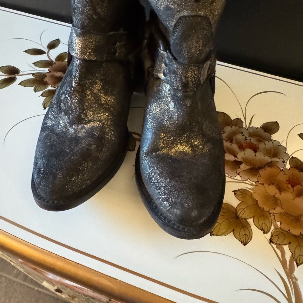 Freebird Black and gold Leather ankle Boots